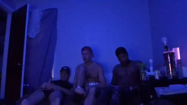 cosmiccloudpig online show from 04.06.26