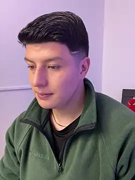 Snapshot of Goldenknight33 chatting on 02.24.26 Goldenknight33 online show from 02.24.26