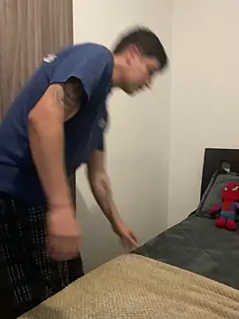 Snapshot of Goldenknight33 chatting on 03.06.26 Goldenknight33 online show from 03.06.26