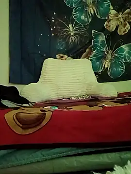 Snapshot of LoverGamer1 chatting on 12.14.25 LoverGamer1 online show from 12.14.25