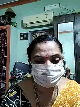 Snapshot of bhavyasri_55 chatting on 01.12.26 bhavyasri 55 online show from 01.12.26