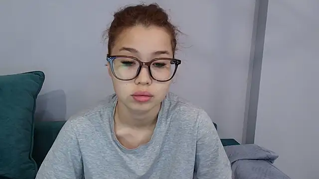 Snapshot of kimyjina chatting on 07.02.26 kimyjina online show from 07.02.26