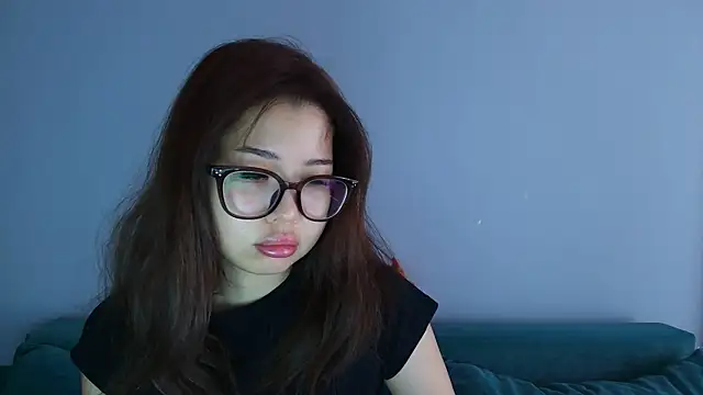 Snapshot of kimyjina chatting on 07.13.26 kimyjina online show from 07.13.26