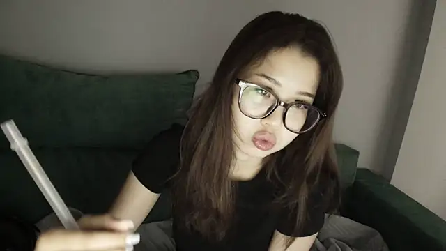 Snapshot of kimyjina chatting on 07.14.26 kimyjina online show from 07.14.26