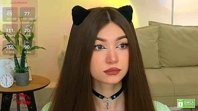 oliviaah  online show from 04.12.26