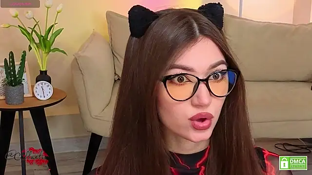 oliviaah  online show from 04.30.26