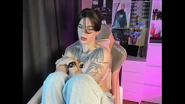 NikkieKitty online show from 02.08.26