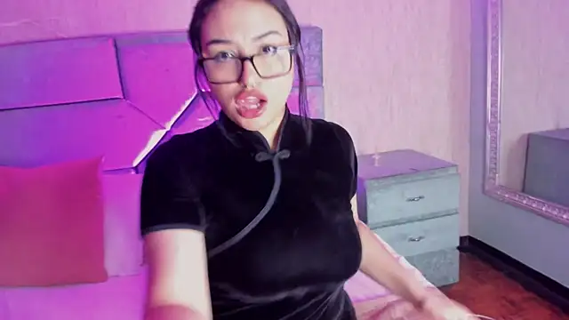 NaomySakura online show from 03.21.26