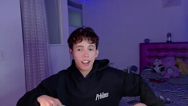 Snapshot of Dani_Dancer chatting on 02.09.26 Dani Dancer online show from 02.09.26