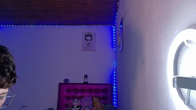 Snapshot of Dani_Dancer chatting on 02.11.26 Dani Dancer online show from 02.11.26