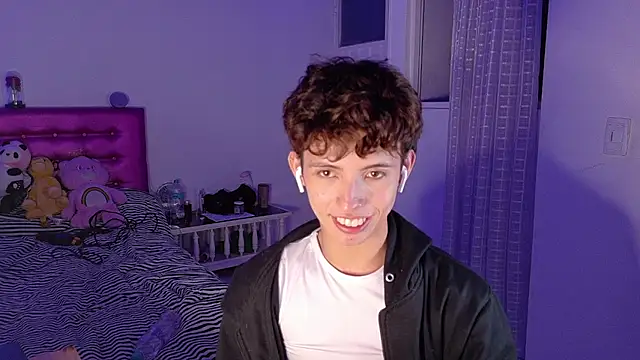 Snapshot of Dani_Dancer chatting on 02.20.26 Dani Dancer online show from 02.20.26