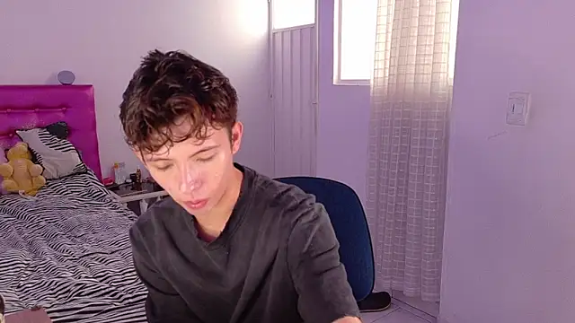 Snapshot of Dani_Dancer chatting on 02.27.26 Dani Dancer online show from 02.27.26