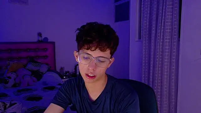 Snapshot of Dani_Dancer chatting on 03.14.26 Dani Dancer online show from 03.14.26