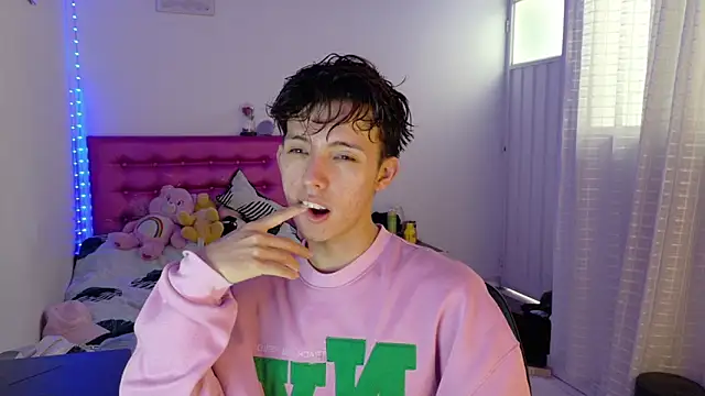 Snapshot of Dani_Dancer chatting on 03.20.26 Dani Dancer online show from 03.20.26