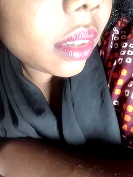 porimoi 505 online show from 04.22.26