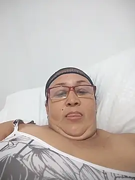 Nini Love  online show from 03.01.26