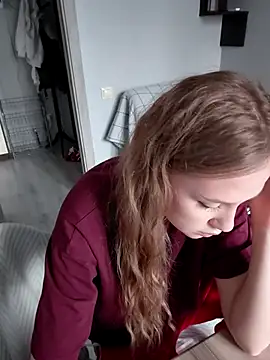 Snapshot of findwayout chatting on 02.16.26 findwayout online show from 02.16.26