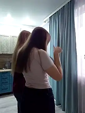 Snapshot of findwayout chatting on 02.22.26 findwayout online show from 02.22.26