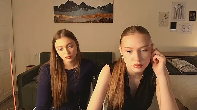 Snapshot of findwayout chatting on 03.15.26 findwayout online show from 03.15.26