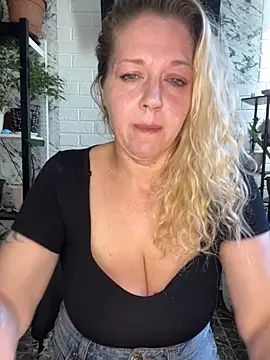 JenniferCarmen online show from 06.20.26
