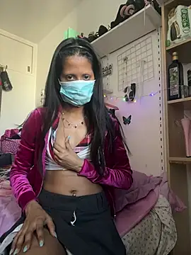 ebonyBarbie18 online show from 03.13.26