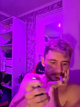 Dejvvvv95 online show from 03.13.26