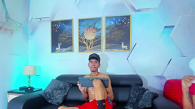 Alex jeins at online show from 03.19.26