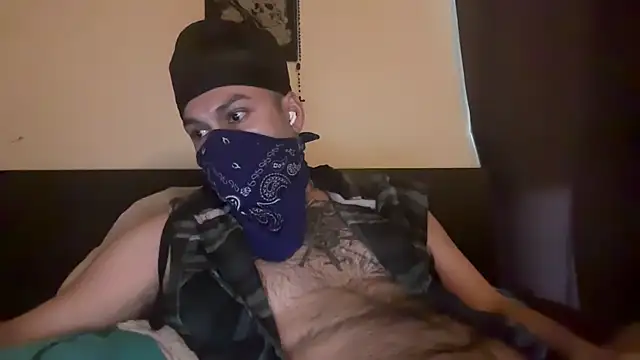 Snapshot of angelblanco chatting on 03.20.26 angelblanco online show from 03.20.26