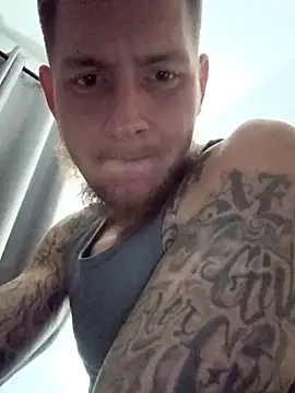 Snapshot of aboogie0420 chatting on 12.19.25 aboogie0420 online show from 12.19.25