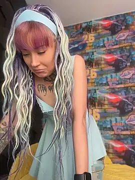 Tattoo  Moon online show from 05.08.26