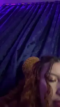 HoneyWeebsss online show from 01.19.26