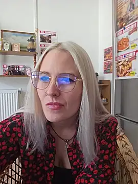 ChristinaWheeled11 online show from 06.24.26