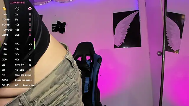 Snapshot of agathawalter_ chatting on 03.21.26 agathawalter online show from 03.21.26