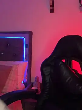 Snapshot of Daniela_ruizz chatting on 02.26.26 Daniela ruizz online show from 02.26.26