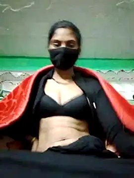 Snapshot of Sapna8080 chatting on 12.22.25 Sapna8080 online show from 12.22.25