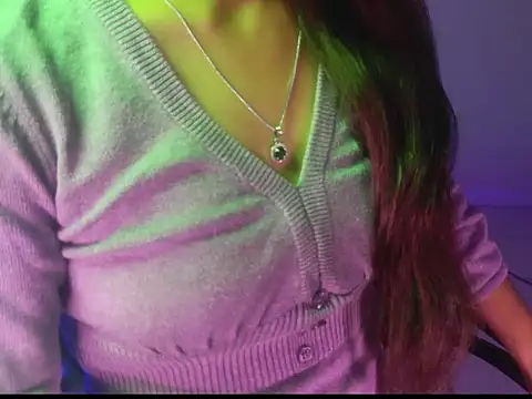 Snapshot of Isha_Lush chatting on 12.18.25 Isha Lush online show from 12.18.25