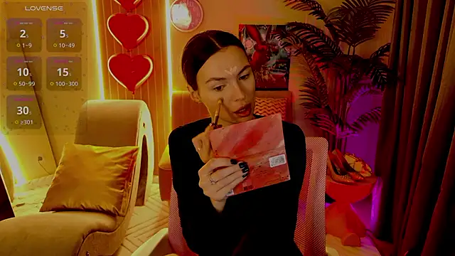 Snapshot of MaxinCarroll chatting on 02.23.26 MaxinCarroll online show from 02.23.26