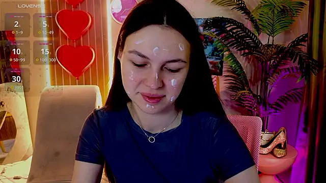 Snapshot of MaxinCarroll chatting on 03.09.26 MaxinCarroll online show from 03.09.26