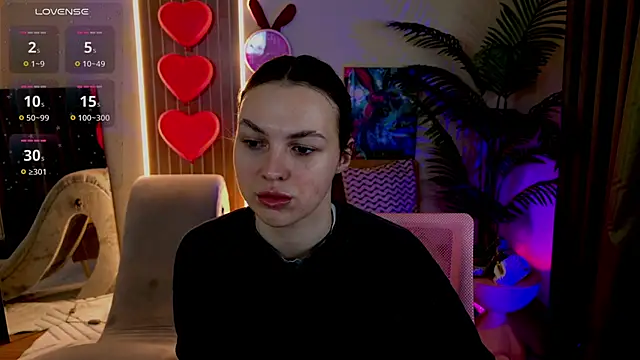 Snapshot of MaxinCarroll chatting on 03.19.26 MaxinCarroll online show from 03.19.26