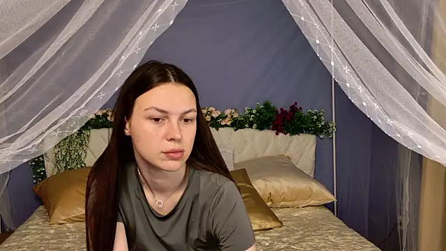 MaxinCarroll online show from 06.25.26