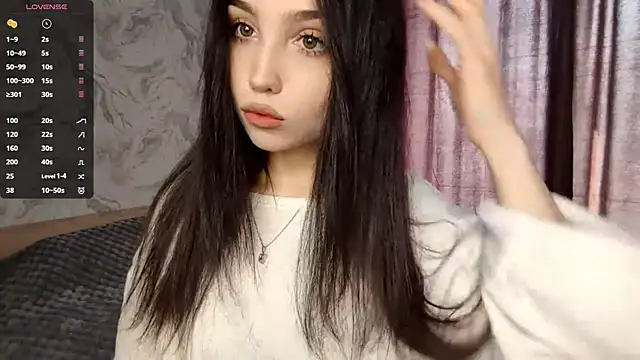 Qwami Amie online show from 04.24.26