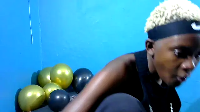 Snapshot of PetiteDoll_06 chatting on 01.15.26 PetiteDoll 06 online show from 01.15.26