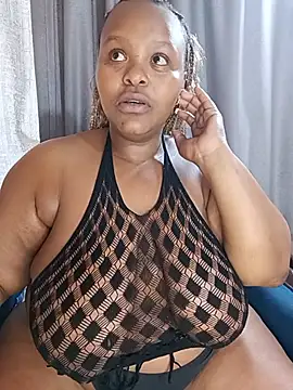 ChoklitBerryXX online show from 08.02.26