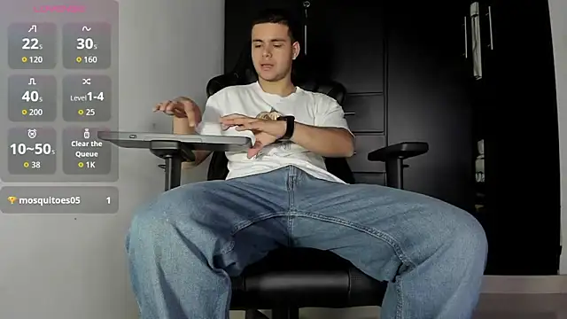 Snapshot of Liam_Mateo chatting on 01.06.26 Liam Mateo online show from 01.06.26