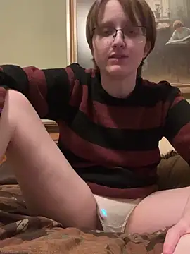 Lassie Cassie online show from 03.17.26