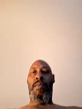 Snapshot of Rizzle9800 chatting on 12.20.25 Rizzle9800 online show from 12.20.25