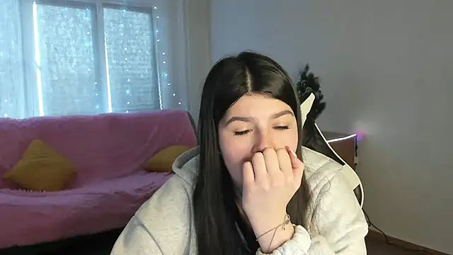 Snapshot of KisaModel chatting on 01.16.26 KisaModel online show from 01.16.26