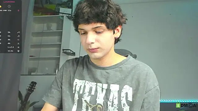 Snapshot of colestorm_ chatting on 04.26.26 colestorm online show from 04.26.26