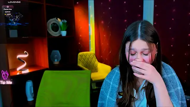 Snapshot of alia_skay chatting on 03.15.26 alia skay online show from 03.15.26