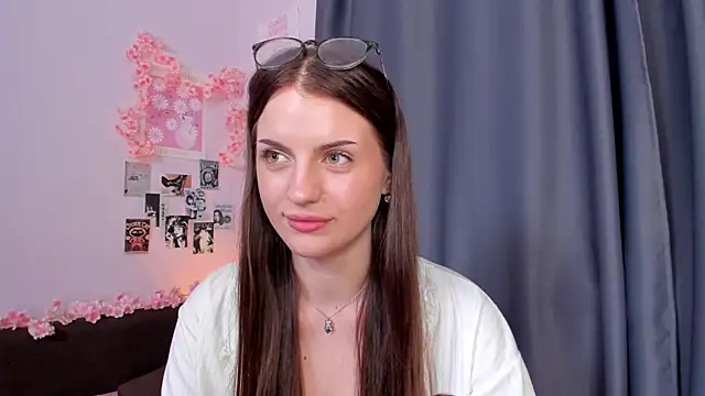 KathiGulston online show from 04.30.26
